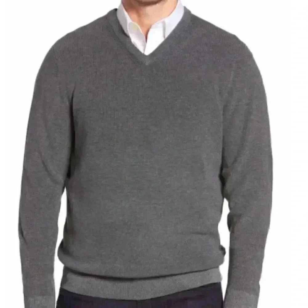 Tommy Bahama v neck waffle heathered grey long sleeve sweater XL